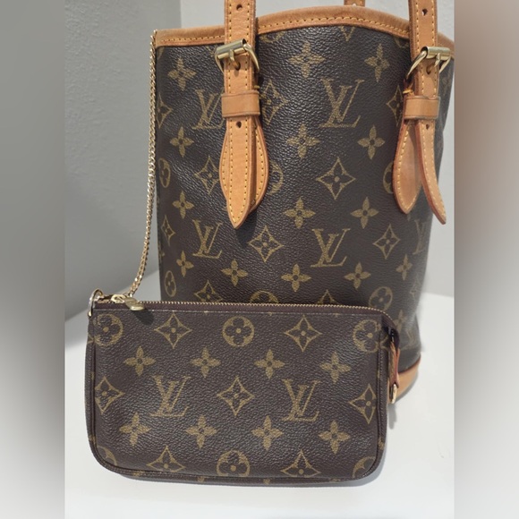 LOUIS VUITTON Petit Bucket PM Monogram with Pouch- Excellent condition - Picture 2 of 10
